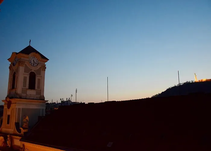 Budget By Hi5 - Vaci Street 44 *