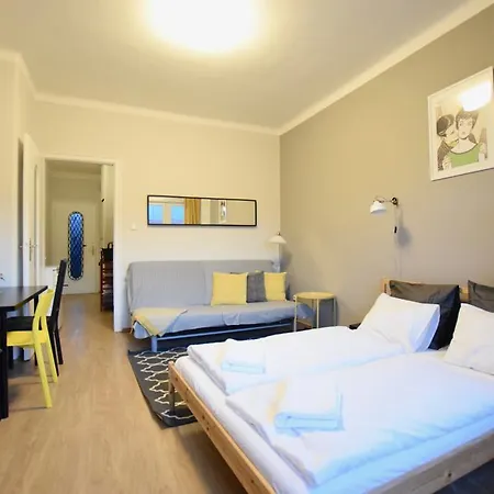 Apartment Budget By Hi5 - Vaci Street 44