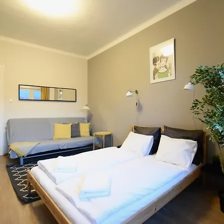 Budget By Hi5 - Vaci Street 44 Budapeşte