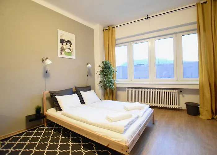 Budget By Hi5 - Váci Street 44 Budapest