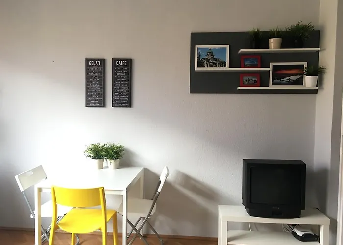 Budget By Hi5 - Váci Street 44 * Budapest