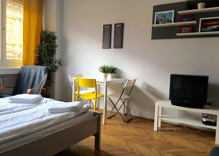 Apartamento Budget By Hi5 - Váci Street 44 *