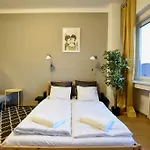 Budget By Hi5 - Vaci Street 44 *
